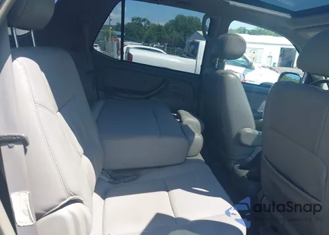 2004 Toyota Sequoia Sr5 V8 из США, поврежденный, VIN 5TDBT44A14S222737